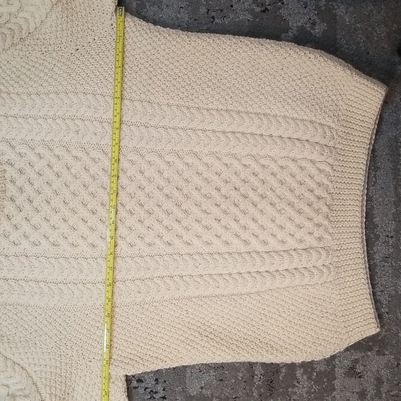 Gorgeous expertly hand knit aran/Irish/cable sweater ivory wool pure beauty! - Picture 9 of 14